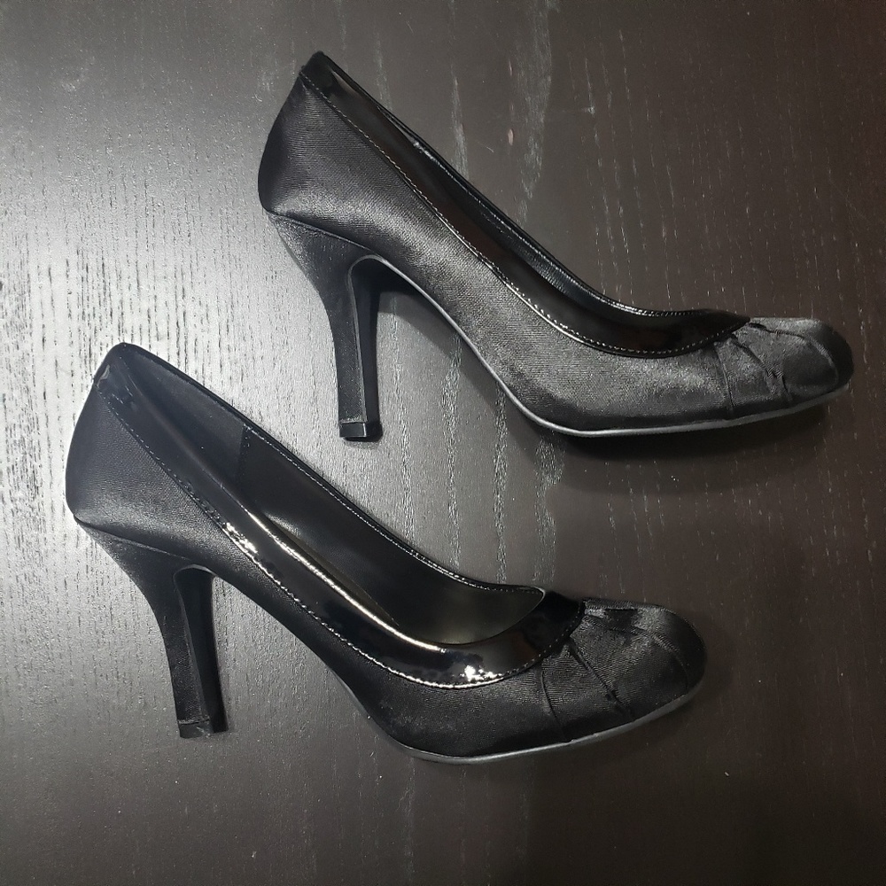 🆕️ Charlotte Russe Satin Black Heel - Picture 4 of 7